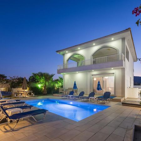 Dennis And Tanya Villas Лаганас Екстер'єр фото