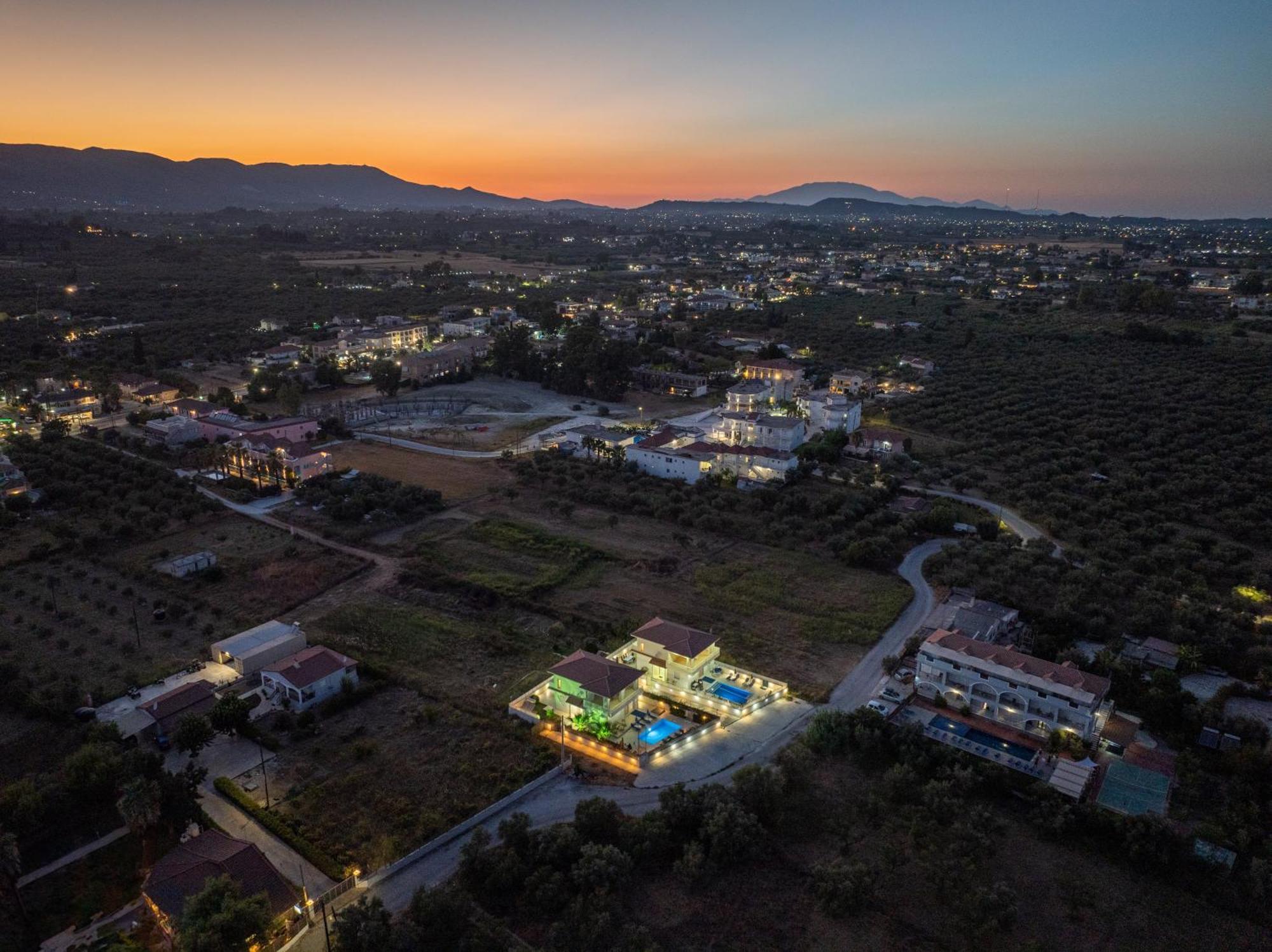 Dennis And Tanya Villas Лаганас Екстер'єр фото